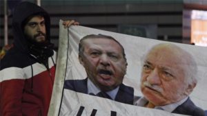Pengadilan Turki Perintahkan Tangkap Fethullah Gulen
