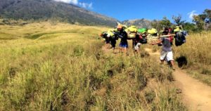 Standarisasi Pelayanan, TNGR Latih 100 Porter Rinjani