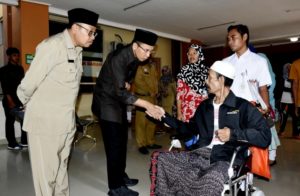 Gubernur Pastikan Layanan Publik Berjalan Baik