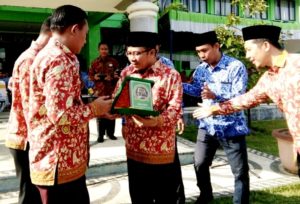 Perawat Tidak Diterima Kerja, Gara-Gara Belum Punya STR