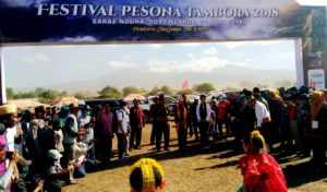 Puncak Acara Festival Pesona Tambora Memikat Wisatawan
