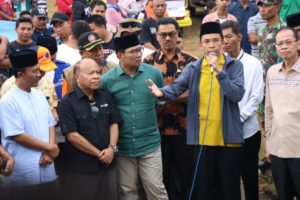Gubernur Terima Bantuan Dari Media Grup dan Warga Bandung