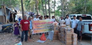 IKA Unram Salurkan Bantuan Kemanusiaan Untuk Korban Gempa