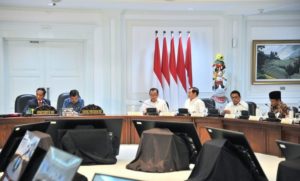 Ratas Gubernur NTB Bersama Presiden, Instruksikan Evakuasi Korban Prioritas
