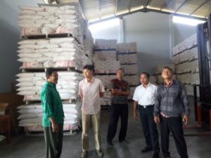 Lonjakan Tinggi Harga Terpal Dan Sembako Dibantah