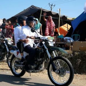 Gubernur Majdi Bonceng Jokowi Pakai Trail Tinjau Korban Gempa