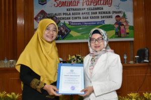 PKK NTB Adakan Seminar Parenting