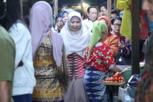 Wagub  Ke Pasar, Harga Bawang Stabil, Ada Indikasi Pengemasan Daging Impor Dicampur Daging Lokal