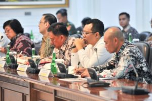 Gubernur Zulkifliemansyah Hadiri Rapat Terbatas Pengembangan Pariwisata Bersama Presiden Jokowi