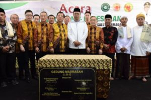 Gubernur Sambut Baik Yayasan Fu Qing Ikut Bantu Madrasah Yang Terdampak Gempa
