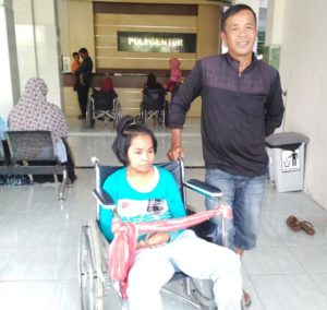 Belasan Tahun Supardi Dampingi Putrinya Melawan Epilepsi, Untung Ada JKN – KIS  