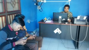 Berinternet Dengan Sampah