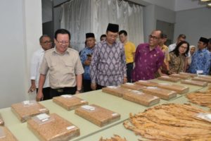 Gubernur Imbau Petani Jangan Jual Tembakau Lewat Calo