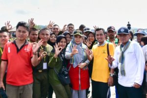 Wagub NTB Ikuti Penanaman Pohon Mangrove di Cendi Manik