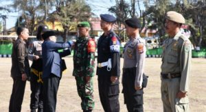 Bupati Najmul Pimpin Apel Gelar Pasukan PAM Pilkades Serentak 2019