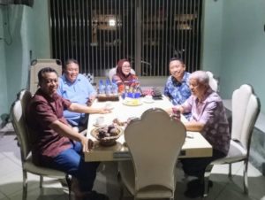 Pilkada Mataram; Sambil Santap Bebalung, Om Rachmat dan Bang Zul Sepakati Pasangan ‘Selly-Manan’