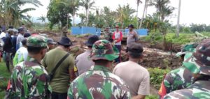 Pasca Banjir, Koramil 1607-02 /Empang dan Masyarakat Bergotong Royong