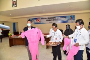 Gubernur Bangga SMKN 4 Mataram Bisa Produksi APD