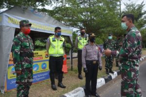 Danrem 162/WB Pantau Posko Gugus Tugas Covid-19 Dan Pos Pengamanan Idul Fitri