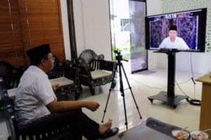 Wartawan dan Penulis Diminta Sampaikan Informasi Positif di Tengah Pandemi