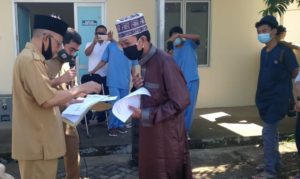 Sekda KLU Pulangkan 4 Pasien Dari Desa Medana Tanjung dan Desa Pemenang Barat, Yang Sembuh Covid-19