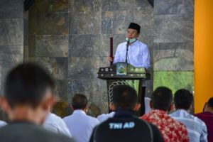 Ini Isi Khotbah Gubernur Zul Saat Jadi Khatib dan Imam Salat Jum’at  