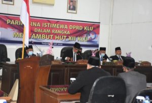 Sidang Paripurna Istimewa HUT KLU Ke-12, Bupati Jelaskan Penanganan Gempa  