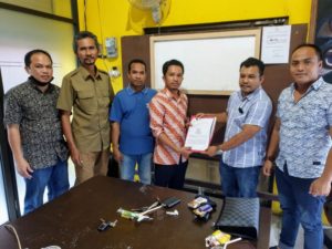 Ketua Bawaslu Lombok Tengah, Abdul Hanan, Melapor Balik Tuduhan Menikahi Istri Orang