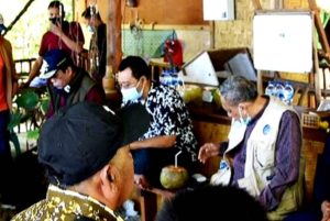 Kunjungi Pulau Moyo, Gubernur Ajak Masyarakat Dukung Investasi