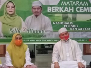 Selly-Manan Launching Program Internet Portable dan Guru Dokter Keliling