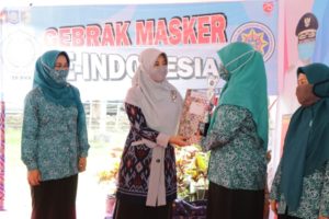 Cegah Covid-19, PKK NTB Gelar Road Show dan Gebrak Masker di Kuripan
