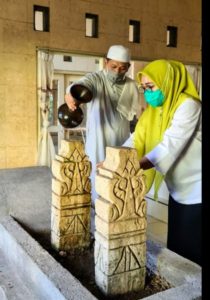 Berziarah ke Makam para Aulia, Selly-Manan Ingatkan Manusia Bukan Saja Insan Dunia