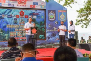 Peringatan Ulang Tahun TNI, Gubernur Tanam Terumbu Karang di Senggigi