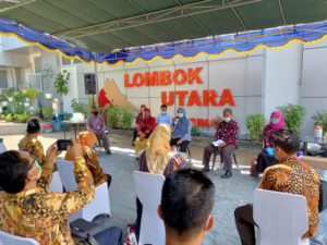 Di Lombok Utara, Wagub Motivasi Nakes Tetap Semangat Laksanakan Tugas Kemanusiaan