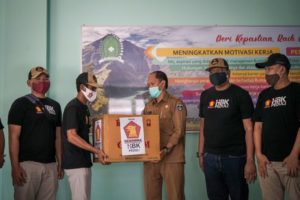 Peduli Tangani Covid-19, HBK Salurkan Bantuan Alat Test Covid ke RSUD di P. Lombok