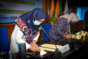 Pemprov Tandatangani Nota Kesepahaman Pengawasan Pemda dengan BPKP