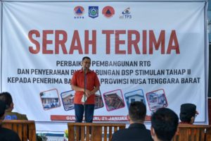 BPBD NTB Serahkan Perbaikan Pembangunan RTG dan Buku Tabungan DSP Stimulan Tahap II