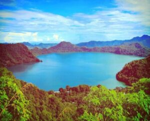 Ayo ke Danau Sano Nggoang