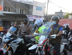 Gubernur Kendarai Trail Kunjungi Pos Pengamanan