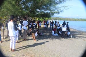 Pantai Impos Sasaran Berlibur Anak Sekolah