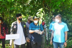 Ajang Gawe Gawah, Bupati Lombok Utara Tanam Pohon