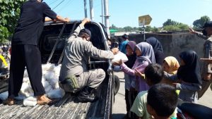 Paket Sembako Untuk Masyarakat Terdampak PPKM Darurat