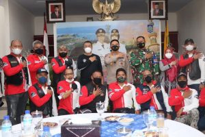 Komunitas RGOG Serahkan Bantuan Sosial ke Pemprov NTB