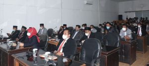 Rapat Paripurna DPRD KLU