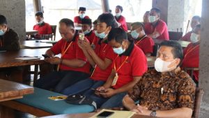 Agar Kades mampu menyelenggarakan program pembangunan