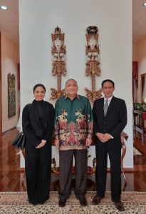 Presiden LFC, H. Bambang Kristiono sedang berada di Brazil