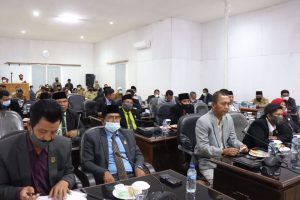 Acara Rapat Paipurna DPRD KLU