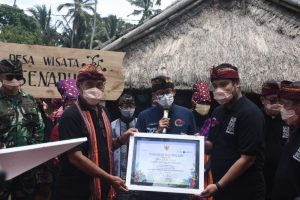 Menparekraf RI Menganugerahkan Desa Wisata Terbaik di Senaru