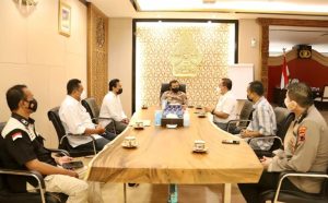 Panitia Rakernas dalam pertemuan dengan Kapolda Jateng