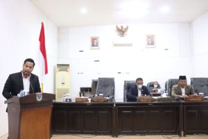Fraksi-Fraksi DPRD KLU Sampaikan Pandangan Umum
